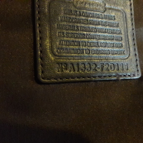 Coach Ashley Signature Hippie - Picture 6 of 8